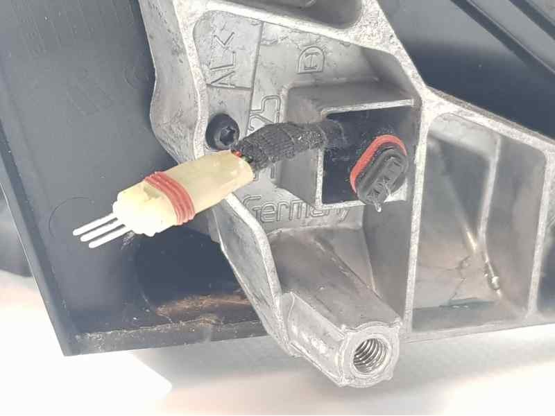 Recambio de retrovisor izquierdo para bmw serie 3 berlina (e90) 320d referencia OEM IAM  5 PINS FALTA CARCASA