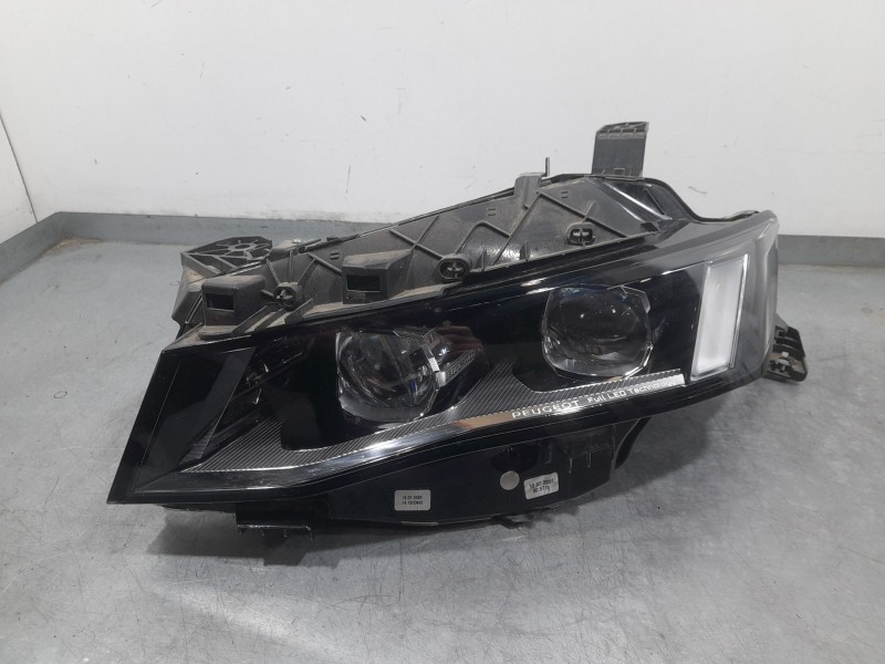 Recambio de faro izquierdo para peugeot 508 gt line referencia OEM IAM 9839014380 89915015 VALEO