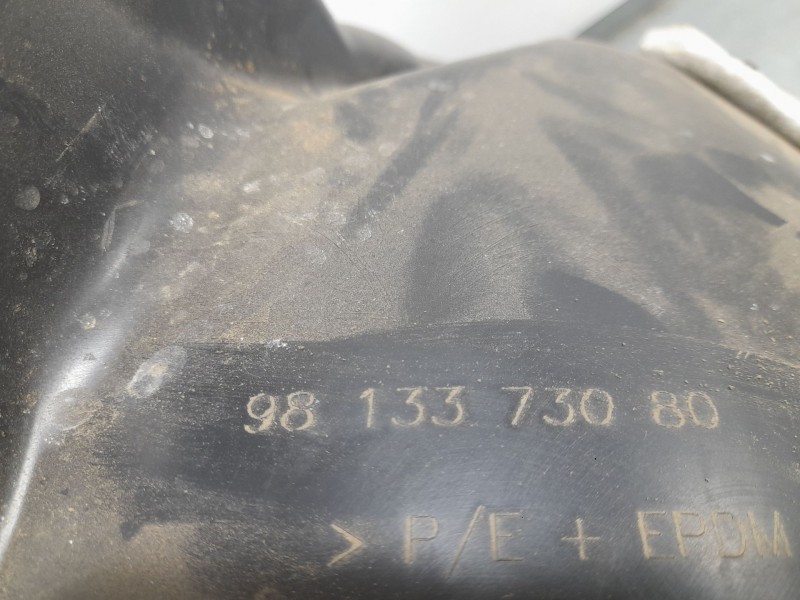 Recambio de plastico pase rueda del. izq. para peugeot 508 gt line referencia OEM IAM 9813373080  