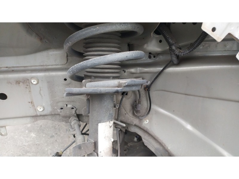 Recambio de amortiguador delantero izquierdo para ford focus iii 1.0 ecoboost referencia OEM IAM 2317523  
