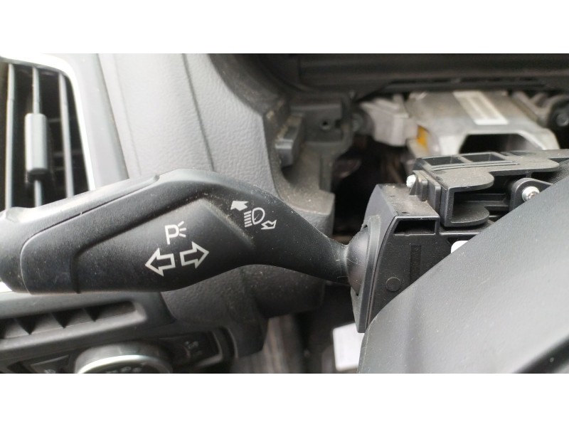 Recambio de mando luces y limpia para ford focus iii 1.0 ecoboost referencia OEM IAM 1883869  