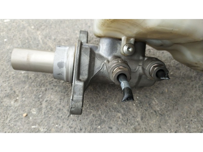 Recambio de bomba freno para ford focus iii 1.0 ecoboost referencia OEM IAM 2372573  