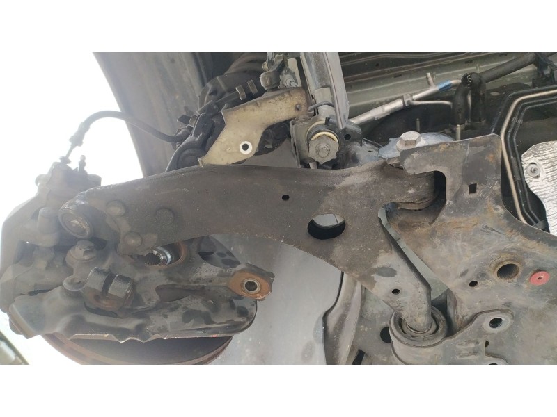 Recambio de brazo suspension inferior delantero derecho para ford focus iii 1.0 ecoboost referencia OEM IAM 2172992  