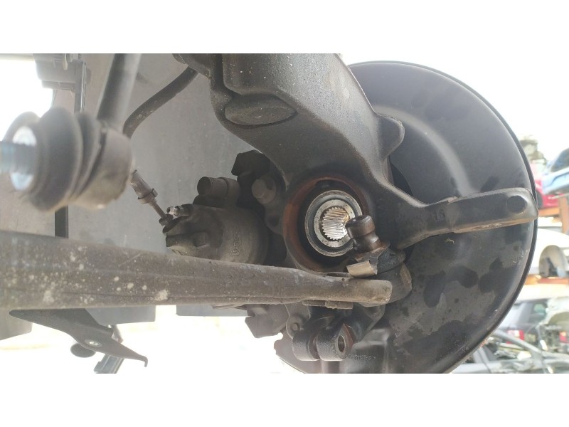 Recambio de mangueta delantera derecha para ford focus iii 1.0 ecoboost referencia OEM IAM 1882874  