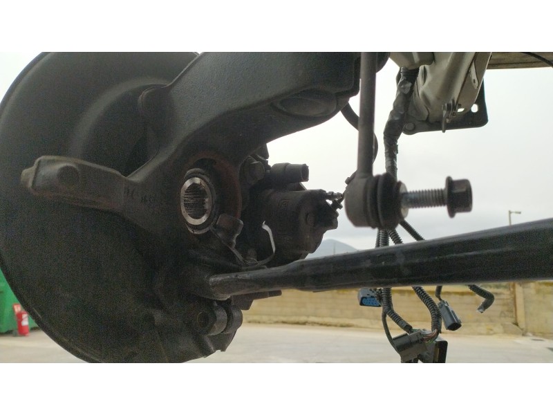 Recambio de mangueta delantera izquierda para ford focus iii 1.0 ecoboost referencia OEM IAM 1882875  