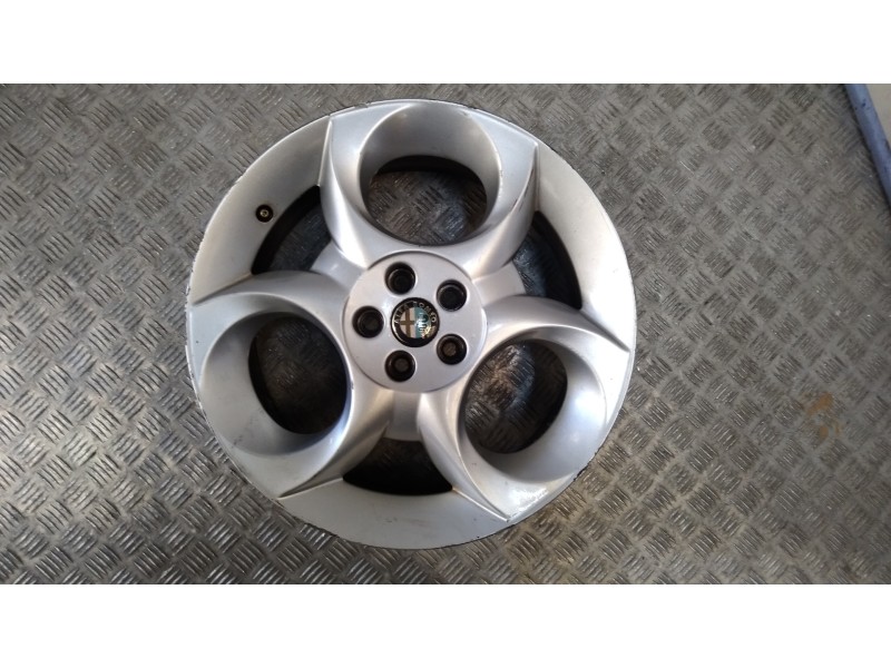Recambio de llanta para alfa romeo 147 (190) impresion referencia OEM IAM 7X17 5 TORN ET405 ALUMINIO 