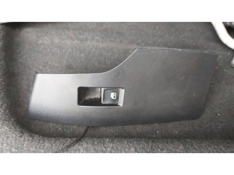 Recambio de mando elevalunas delantero derecho para seat ibiza v (kj1, kjg) 1.0 mpi referencia OEM IAM 5G0959855PWHS  