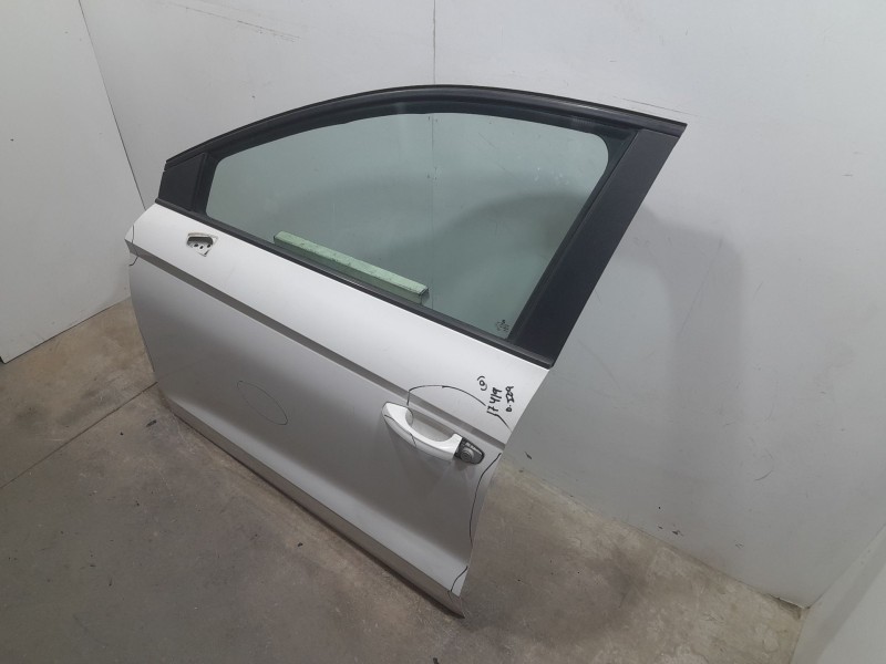 Recambio de puerta delantera izquierda para seat ibiza v (kj1, kjg) 1.0 mpi referencia OEM IAM 6F0831051D  