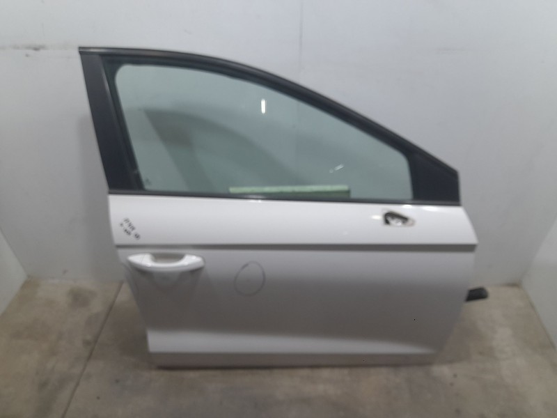 Recambio de puerta delantera derecha para seat ibiza v (kj1, kjg) 1.0 mpi referencia OEM IAM 6F0831052D  