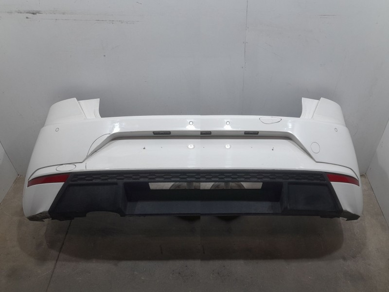 Recambio de paragolpes trasero para seat ibiza v (kj1, kjg) 1.0 mpi referencia OEM IAM 6F0807421HGRU TOCADO 