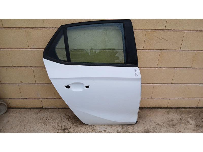 Recambio de puerta trasera izquierda para opel corsa f gs referencia OEM IAM   DOBLADA