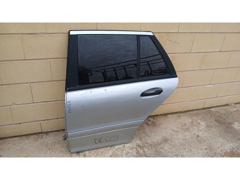 Recambio de puerta trasera izquierda para mercedes-benz clase c t-model (s203) c 220 cdi (203.206) referencia OEM IAM A203730070