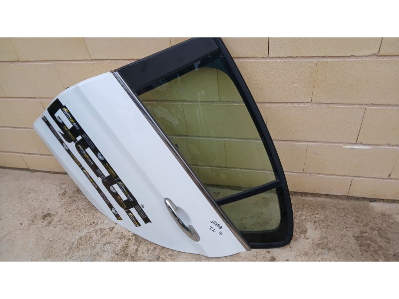 Recambio de puerta trasera izquierda para fiat tipo hatchback (356_, 357_) 1.3 d (356hxh1a) referencia OEM IAM 52161646  