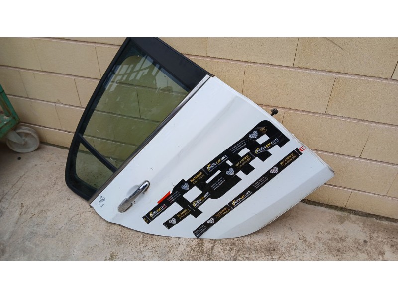 Recambio de puerta trasera derecha para fiat tipo hatchback (356_, 357_) 1.3 d (356hxh1a) referencia OEM IAM 52161630  