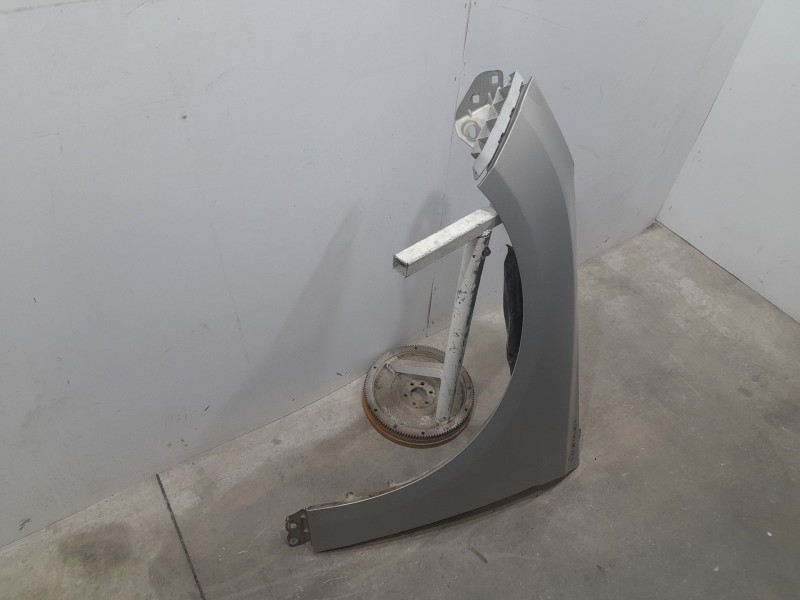 Recambio de aleta delantera izquierda para ford focus iii 1.0 ecoboost referencia OEM IAM 2171304 TOCADA 