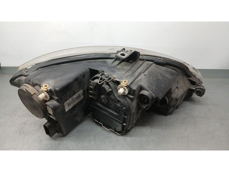 Recambio de faro izquierdo para seat leon (1p1) 1.9 tdi referencia OEM IAM 5P1941033A VALEO 89320091