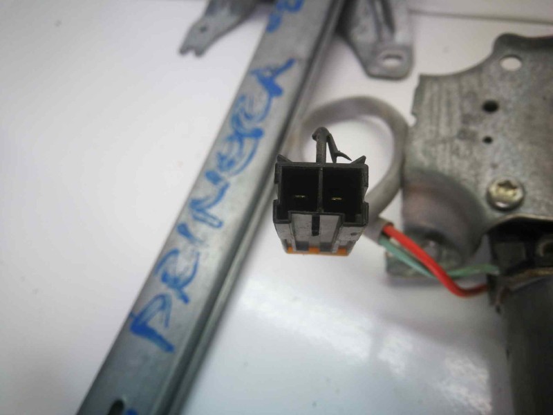 Recambio de elevalunas trasero derecho para nissan primera berlina (p11) básico referencia OEM IAM 400438B  DOS PINS