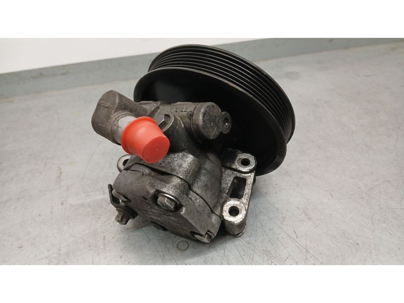 Recambio de bomba direccion para mercedes-benz clase c t-model (s203) c 220 cdi (203.206) referencia OEM IAM A0024661301  