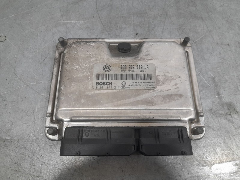 Recambio de centralita motor uce para seat ibiza iii (6l1) 1.9 tdi referencia OEM IAM 038906019LA 0281011217 BOSCH