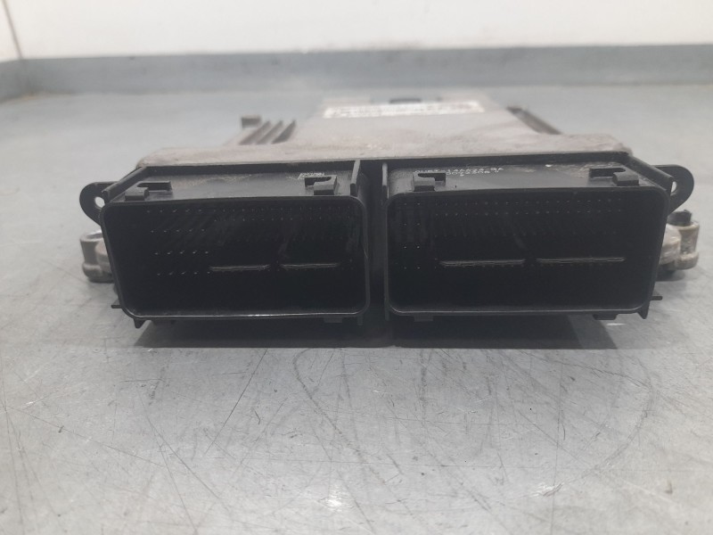 Recambio de centralita motor uce para ford focus iii 1.0 ecoboost referencia OEM IAM F1FA12A650DVG 0261S16924 BOSCH