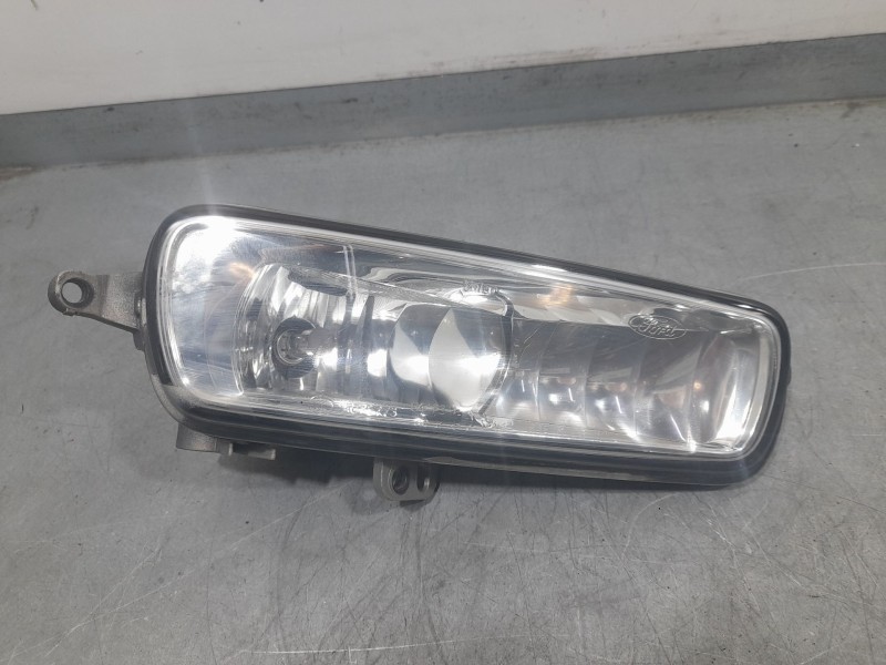 Recambio de faro antiniebla derecho para ford focus iii 1.0 ecoboost referencia OEM IAM 90041467  