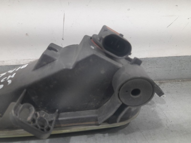 Recambio de faro antiniebla derecho para ford focus iii 1.0 ecoboost referencia OEM IAM 90041467  