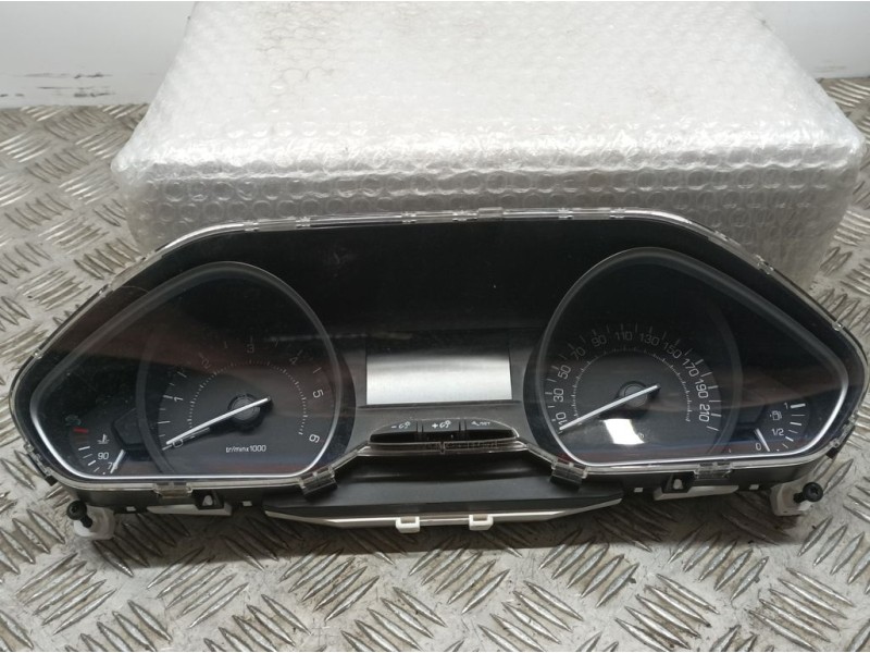 Recambio de cuadro instrumentos para peugeot 2008 (--.2013) active referencia OEM IAM 9813848980  