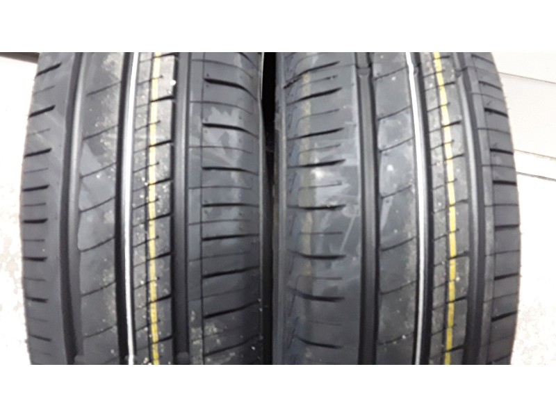 Recambio de neumatico pareja para neumaticos nuevos - referencia OEM IAM 175651482T LANVIGATOR 175/65/14/82T