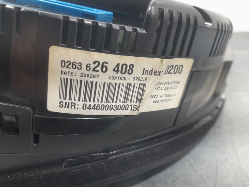 Recambio de cuadro instrumentos para audi a4 b7 (8ec) 1.9 tdi referencia OEM IAM 0263626408  6 Velocidades