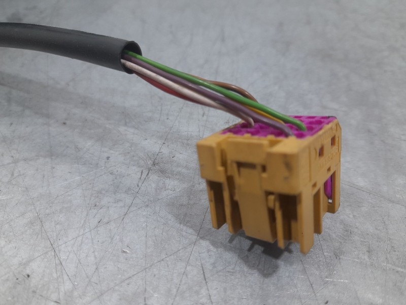 Recambio de retrovisor derecho para seat ibiza iii (6l1) 1.9 tdi referencia OEM IAM 6L1857508ADFKZ ROZADO 