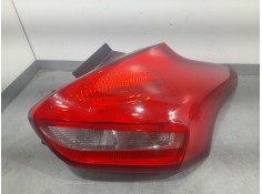 PILOTO TRASERO DERECHO F1EB13404CF 