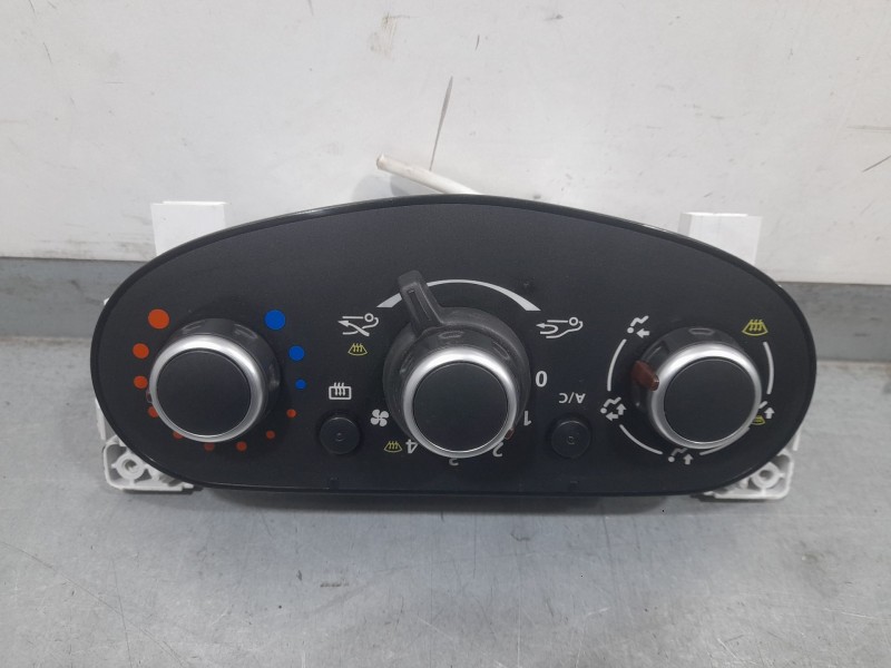 Recambio de mando calefaccion / aire acondicionado para dacia duster (hs_) 1.5 dci referencia OEM IAM H79PH2 N112381J 