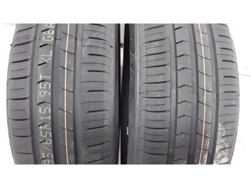 Recambio de neumatico pareja para neumaticos nuevos - referencia OEM IAM 195651595T TRACMAX 195/65/15/95T