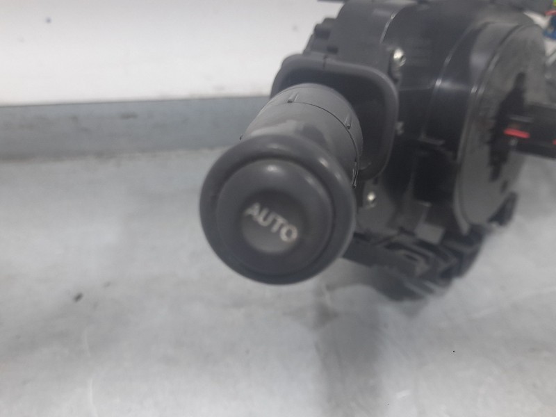 Recambio de mando luces y limpia para renault megane ii coupé-cabriolet (em0/1_) 1.6 16v referencia OEM IAM 8200216465 131500150