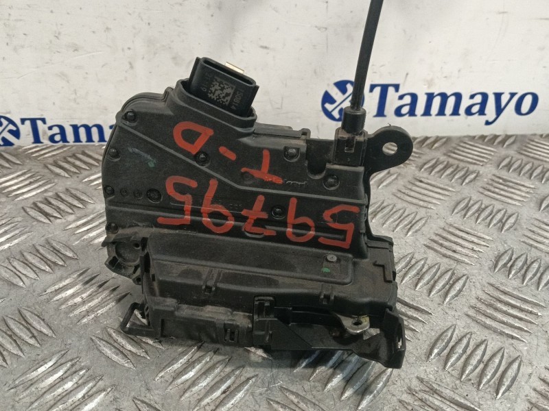 CERRADURA PUERTA TRASERA DERECHA 825002104R