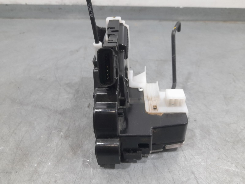Recambio de cerradura puerta delantera izquierda para hyundai i20 ii (gb, ib) 1.2 referencia OEM IAM 81310C8020  
