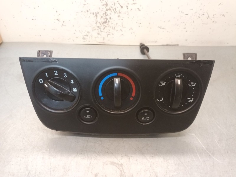 Recambio de mando calefaccion / aire acondicionado para ford fiesta v (jh_, jd_) 1.4 16v referencia OEM IAM 1426732  