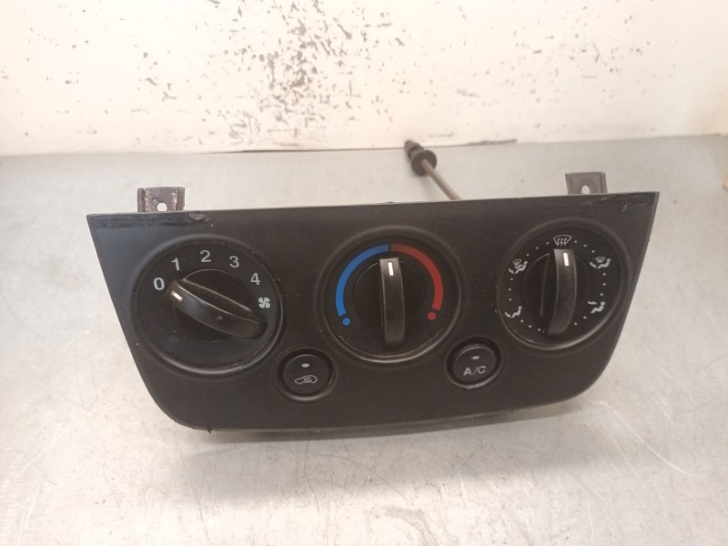 Recambio de mando calefaccion / aire acondicionado para ford fiesta v (jh_, jd_) 1.4 16v referencia OEM IAM 1426732  