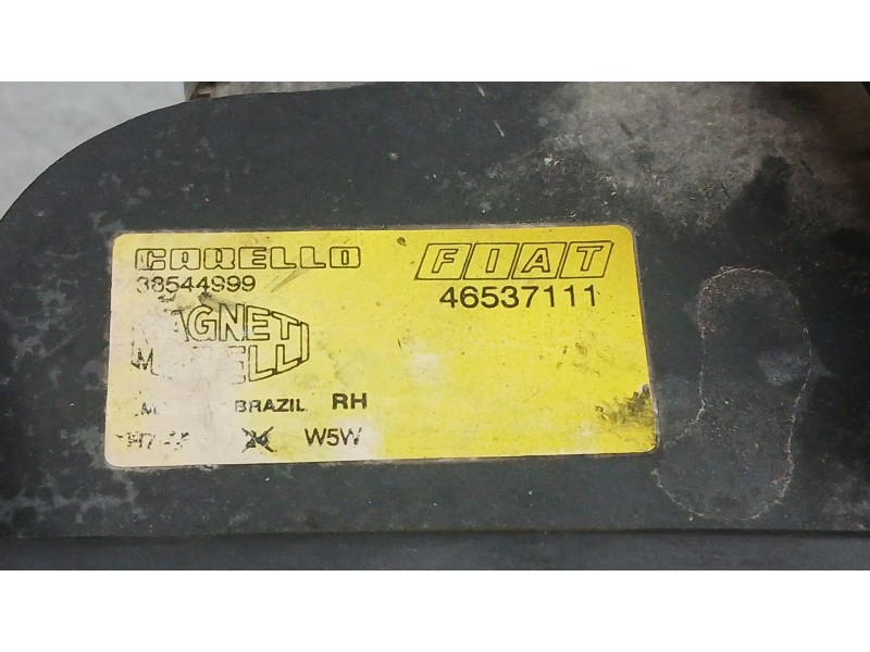 Recambio de faro derecho para fiat palio weekend (178) 1.7 turbodiesel referencia OEM IAM 46537111 MAGNETI MARELLI 38544999