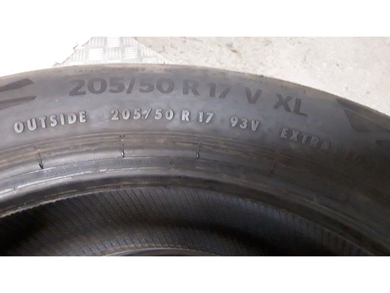 Recambio de neumatico pareja para neumaticos reutilizados - referencia OEM IAM 205501793V CONTINENTAL 205/50/17/93V
