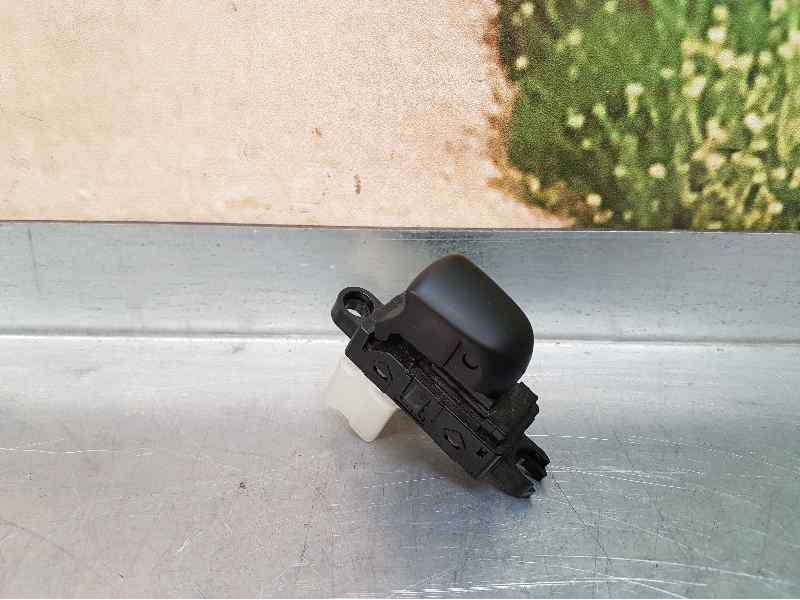 Recambio de mando elevalunas trasero izquierdo para nissan qashqai (j11) n-connecta referencia OEM IAM   5 PINS