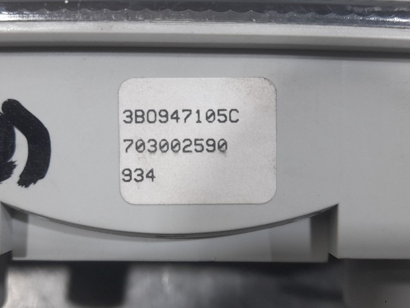 Recambio de luz interior para seat ibiza v (kj1, kjg) 1.0 mpi referencia OEM IAM 3B0947105C  