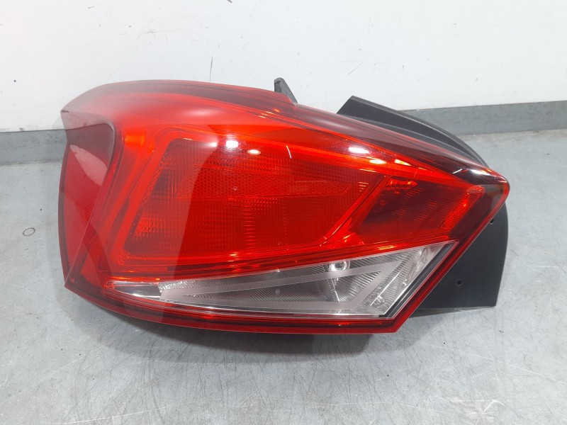 Recambio de piloto trasero izquierdo para seat ibiza v (kj1, kjg) 1.0 mpi referencia OEM IAM 6F0945095H 2SD2297012 HELLA