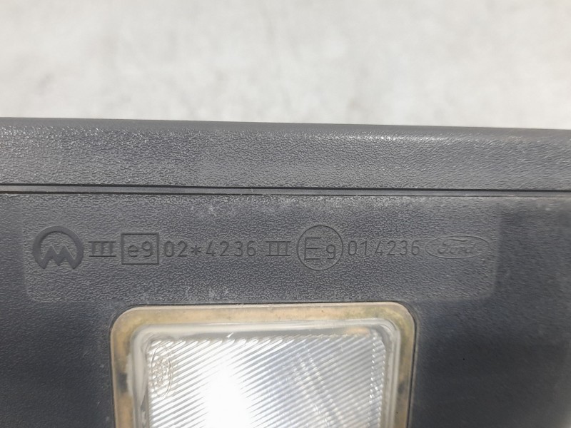 Recambio de retrovisor derecho para ford mondeo iii turnier (bwy) 2.0 tdci referencia OEM IAM 3S71A17682DF 8361596 MOPAR