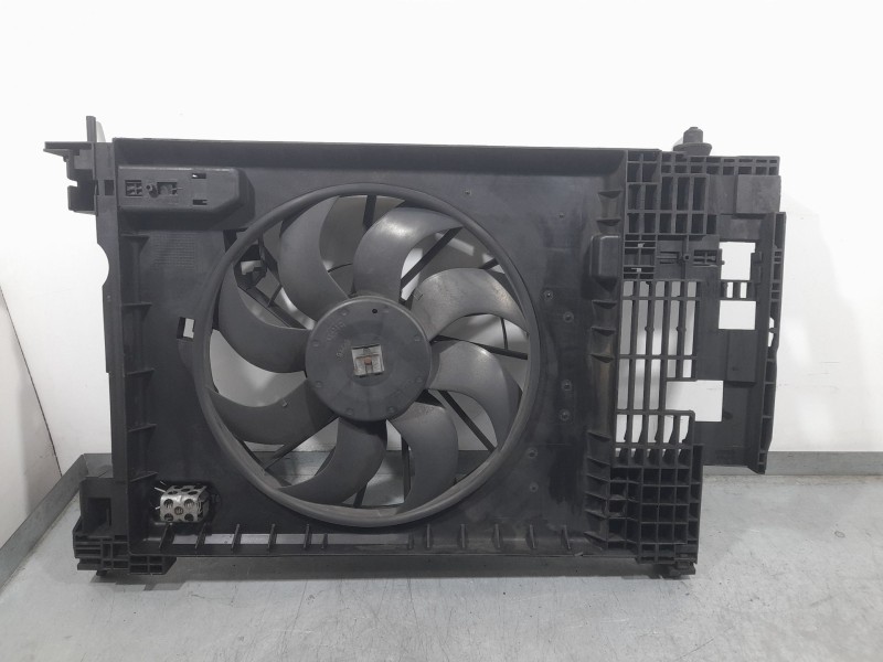 Recambio de electroventilador para renault megane ii (bm0/1_, cm0/1_) 2.0 dci (bm1k, cm1k) referencia OEM IAM 8200365008R  