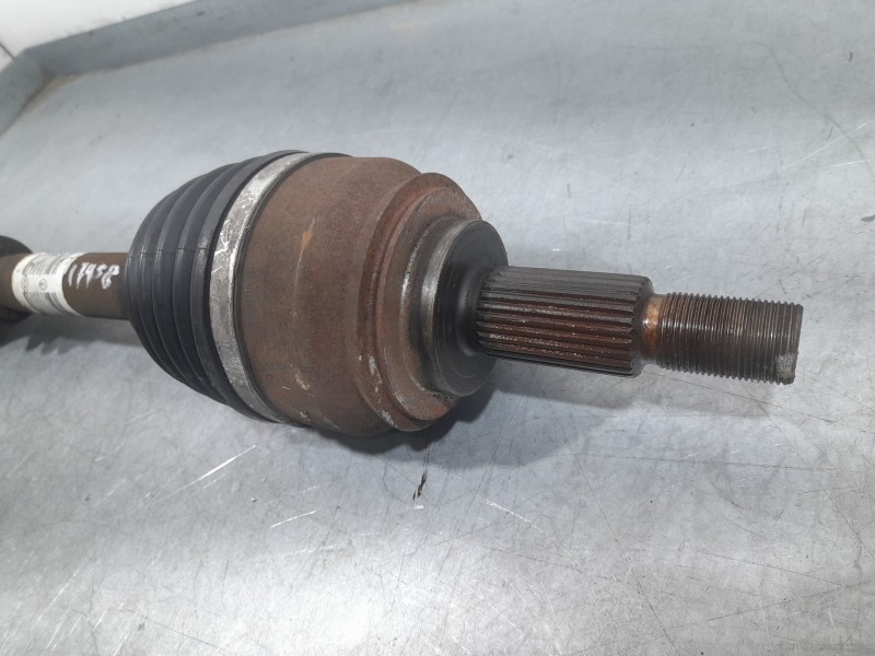 Recambio de transmision delantera izquierda para renault megane ii (bm0/1_, cm0/1_) 2.0 dci (bm1k, cm1k) referencia OEM IAM 8200