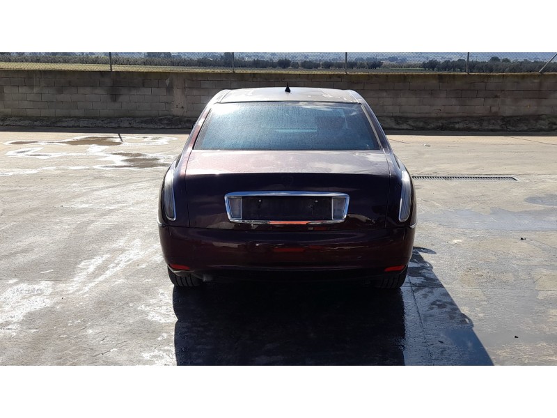 lancia thesis (841_) del año 2003