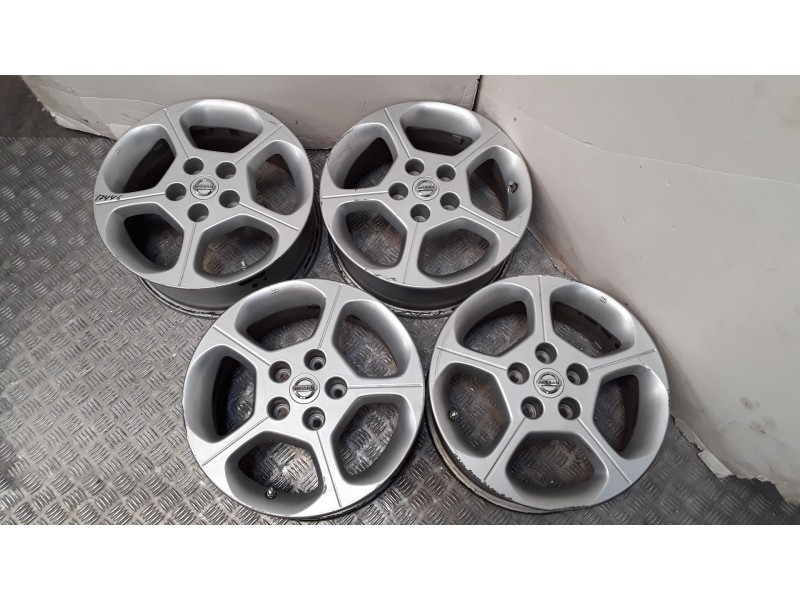 Recambio de juego llantas aluminio para nissan leaf (ze0) electric referencia OEM IAM 6.5X16 5 TORN ET40 ROZADAS ALUMINIO