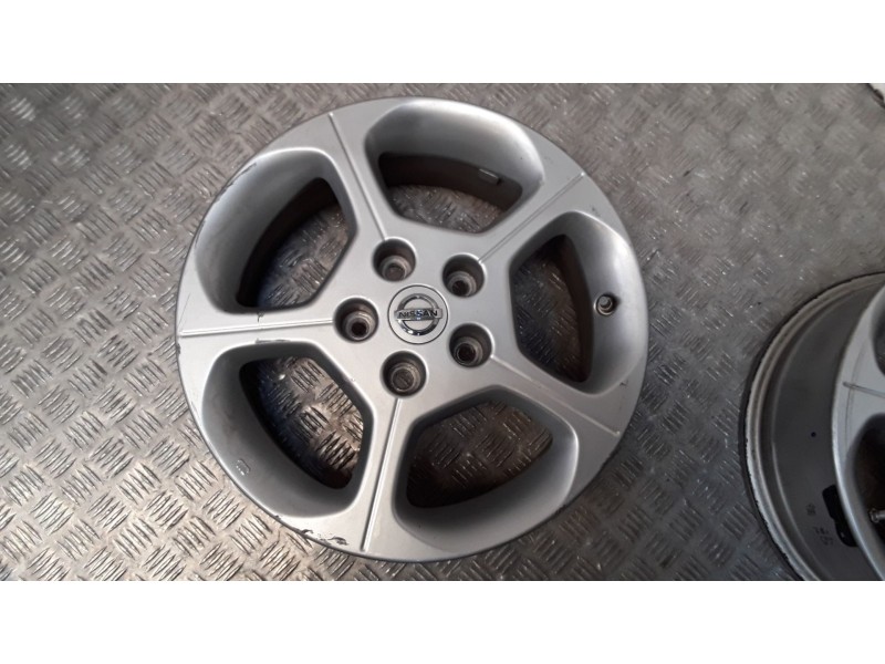 Recambio de juego llantas aluminio para nissan leaf (ze0) electric referencia OEM IAM 6.5X16 5 TORN ET40 ROZADAS ALUMINIO