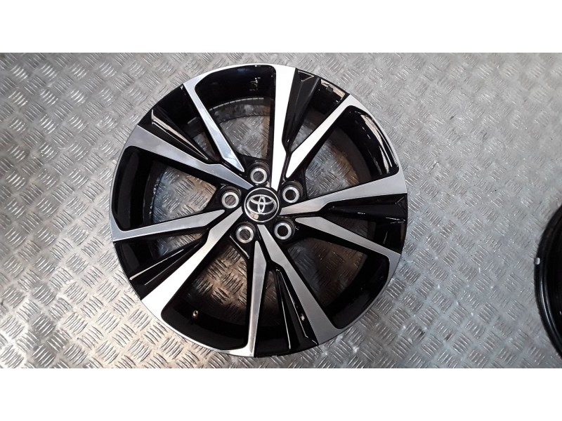 Recambio de juego llantas aluminio para toyota c-hr (_x1_) 2.0 hybrid (maxh10)10 referencia OEM IAM 7X18 5 TORN ET35  ALUMINIO